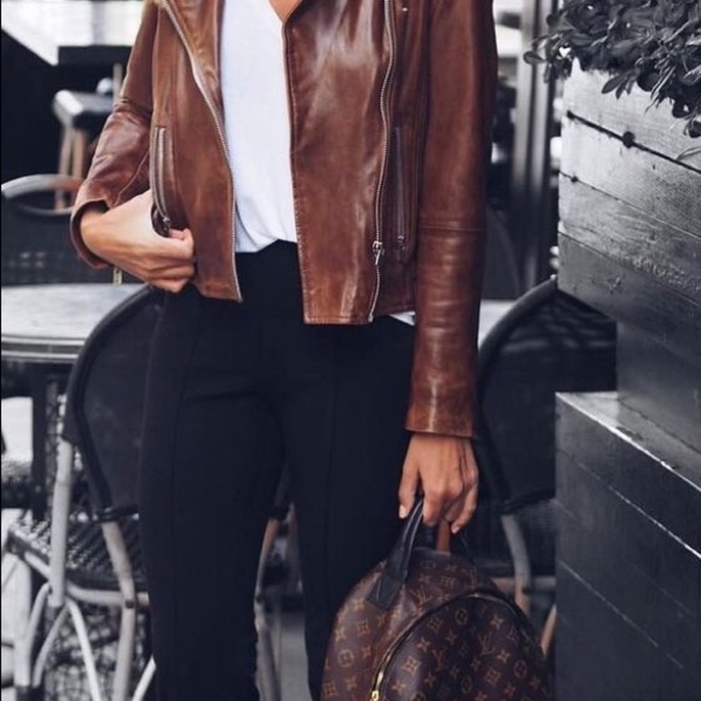 Leather jacket - Picture 2 of 2